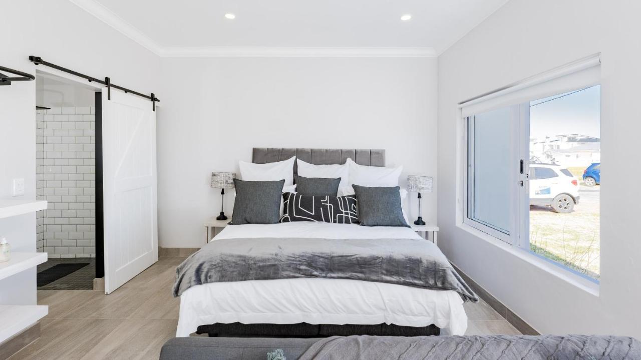 34.4 Degrees South Studio Apartment Иглен Нос Екстериор снимка